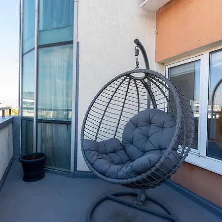 Luna Penthouse Stunning Skyline Free Parking