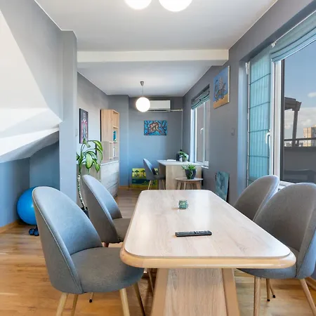 Luna Penthouse Stunning Skyline Free Parking Apartman