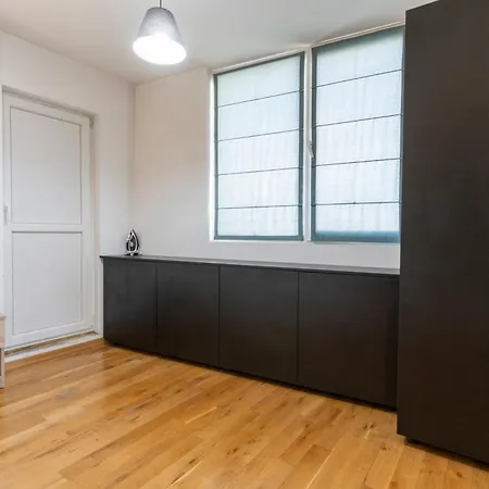 Luna Penthouse Stunning Skyline Free Parking Sofia