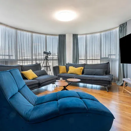 Luna Penthouse Stunning Skyline Free Parking Szófia