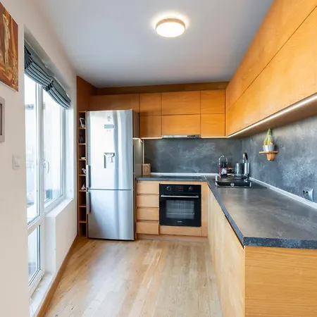 Luna Penthouse Stunning Skyline Free Parking