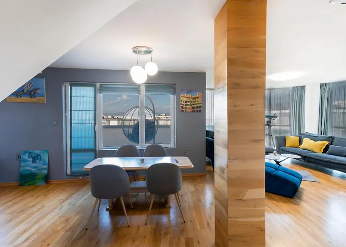 アパート Luna Penthouse Stunning Skyline Free Parking ソフィア