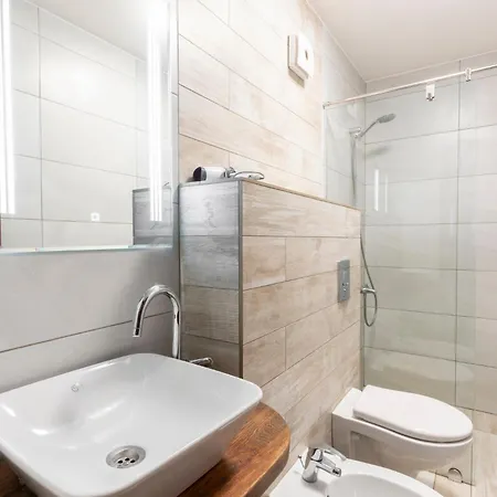 Apartment Luna Penthouse Stunning Skyline Free Parking Sofia